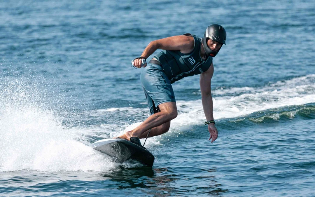 The Rise of Electric Water Sports in Dubai: Why E-Foils and Jet Boards Are Taking Over